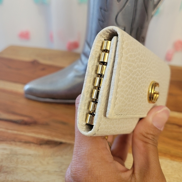 Authentic Gucci Marmont 6-Rings Key Case - Picture 7 of 13